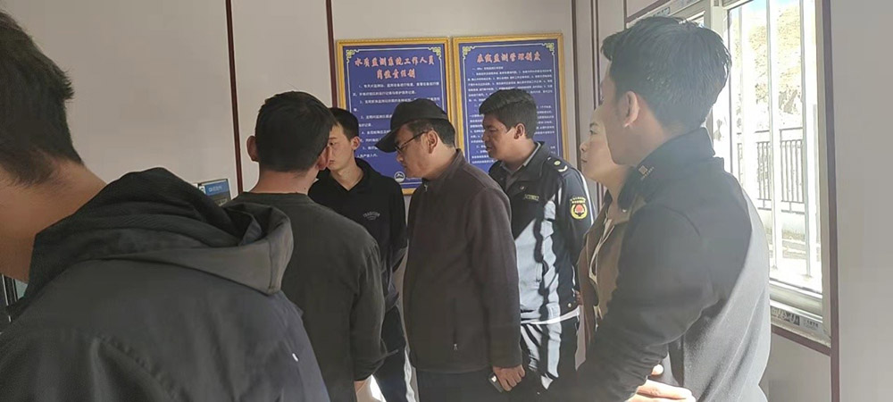 10月21日城管局、環(huán)保局及住建局局長蒞臨我廠謝通門污水處理廠檢查運行情況及了解整改階段。