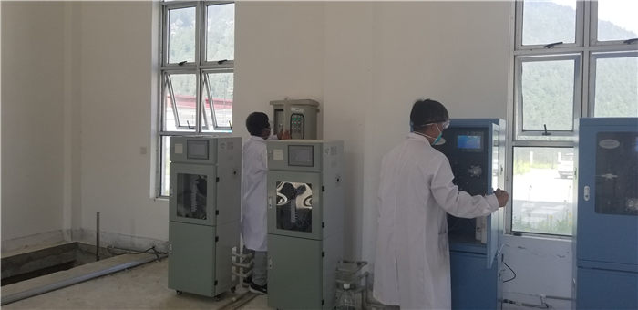 日喀則市吉隆鎮(zhèn)污水處理廠(chǎng)日常工作圖